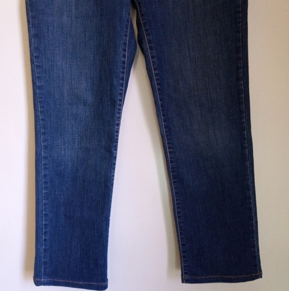 Levis 512 straight leg slimming jeans with stud detail - Picture 2 of 7